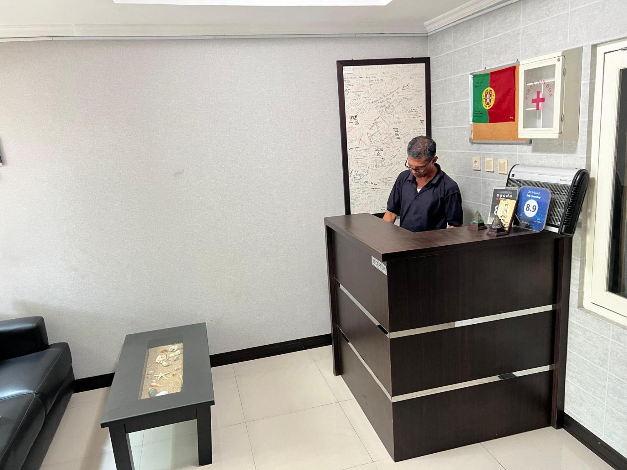 Safa Homestay Yogyakarta Exteriör bild