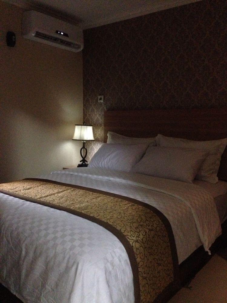 Safa Homestay Yogyakarta Exteriör bild